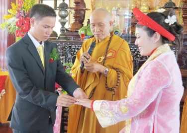 Lễ Hằng Thuận: Phật tử  Văn Phúc & Thanh Tâm ngày 06 tháng 11 năm Quý Tỵ - 2013