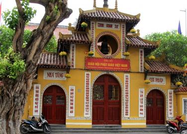 Chùa Trấn Quốc, chùa Quán Sứ: Biểu tượng của văn hóa dân gian và tín ngưỡng Phật giáo